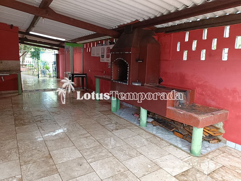 Sítio aconchegante com piscina em Juquitiba LT0019