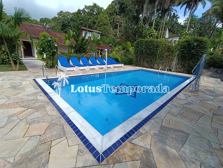 Sítio com 05 dormitórios, piscina aquecida e jogos LT0002