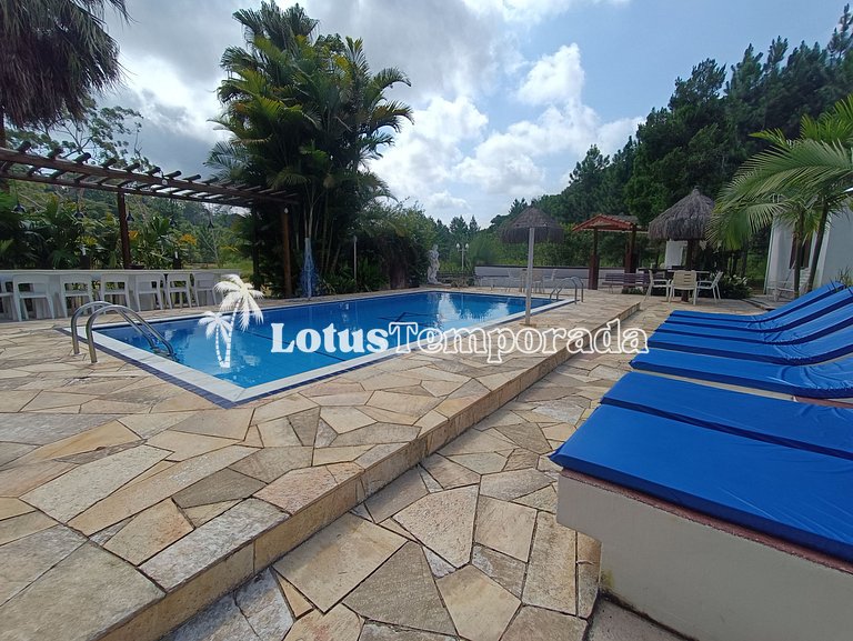 Sítio com 05 dormitórios, piscina aquecida e jogos LT0002