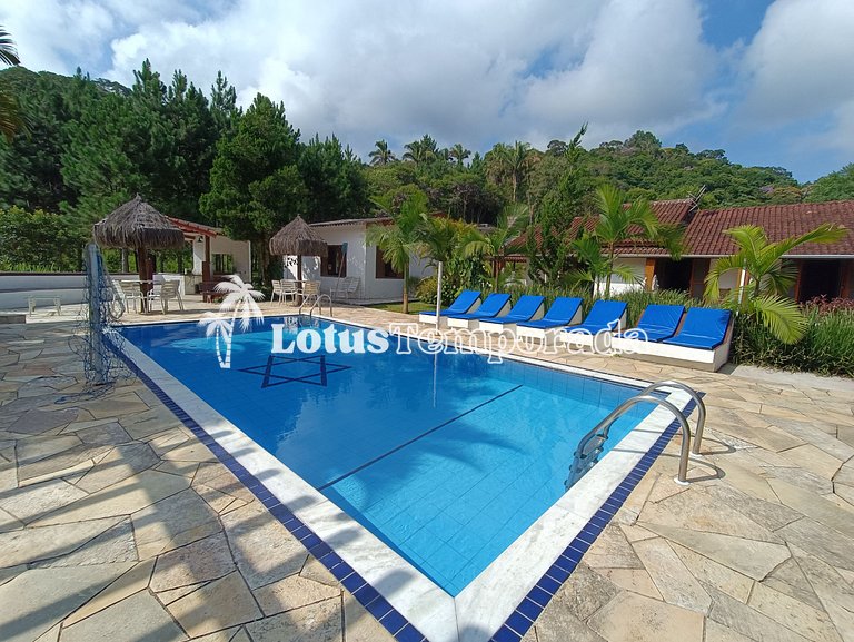 Sítio com 05 dormitórios, piscina aquecida e jogos LT0002