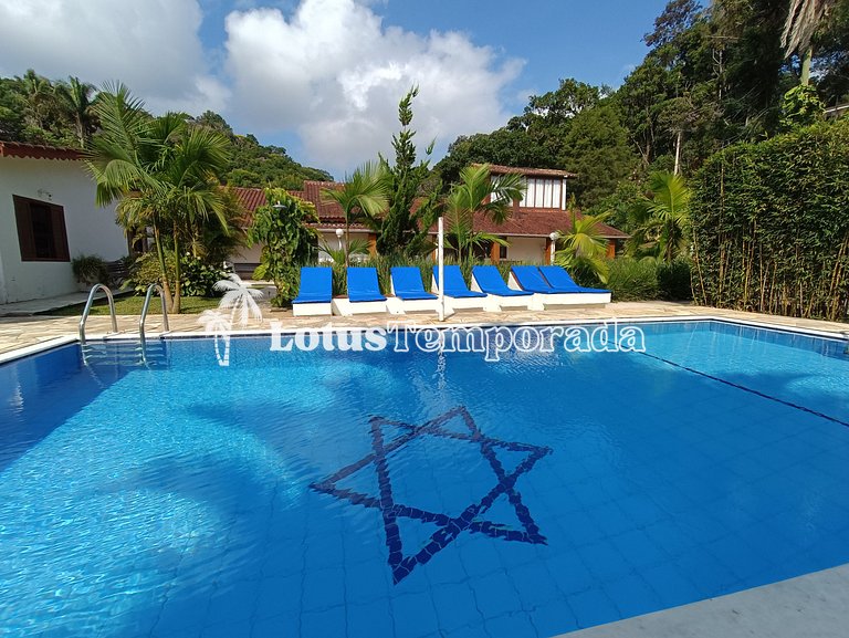 Sítio com 05 dormitórios, piscina aquecida e jogos LT0002