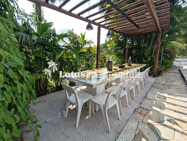 Sítio com 05 dormitórios, piscina aquecida e jogos LT0002