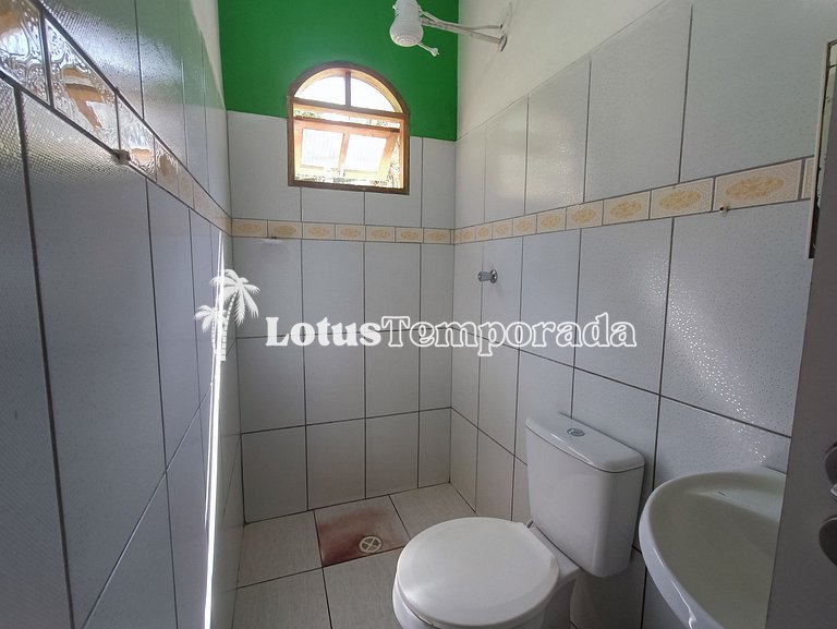 Sítio familiar com piscina e área de lazer LT0048