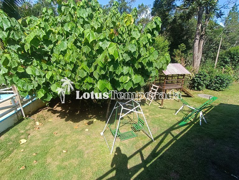 Sítio familiar com piscina e área de lazer LT0048
