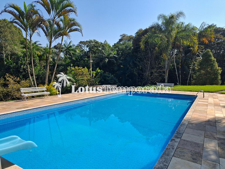 Sítio com quadra de Tênis a beira da Represa LT0054