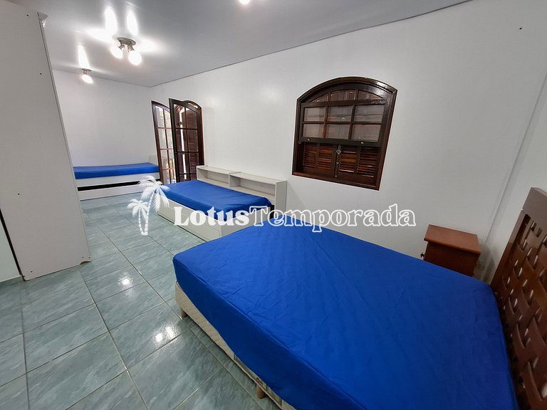 Sítio com quadra de Tênis a beira da Represa LT0054