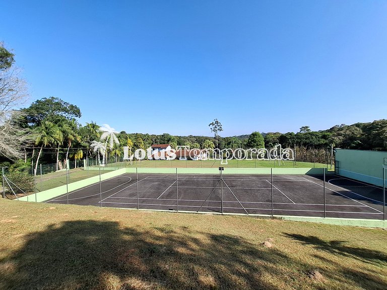 Sítio com quadra de Tênis a beira da Represa LT0054