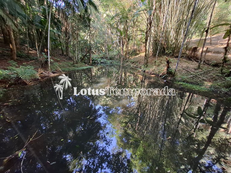 Sítio com quadra de Tênis a beira da Represa LT0054