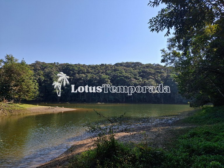 Sítio com quadra de Tênis a beira da Represa LT0054