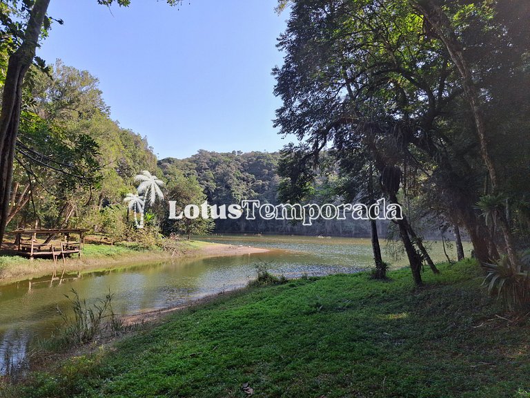 Sítio com quadra de Tênis a beira da Represa LT0054