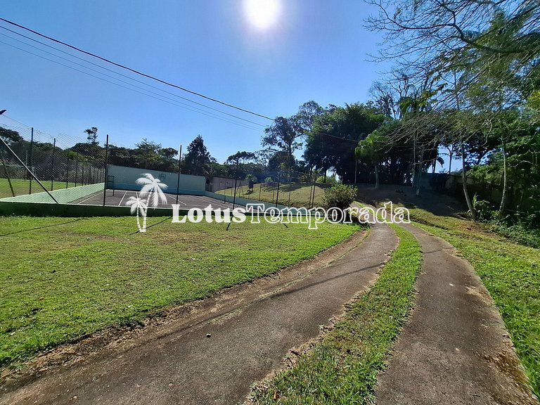 Sítio com quadra de Tênis a beira da Represa LT0054