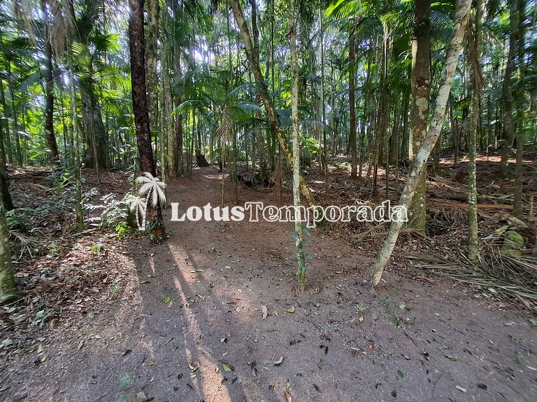 Sítio com quadra de Tênis a beira da Represa LT0054