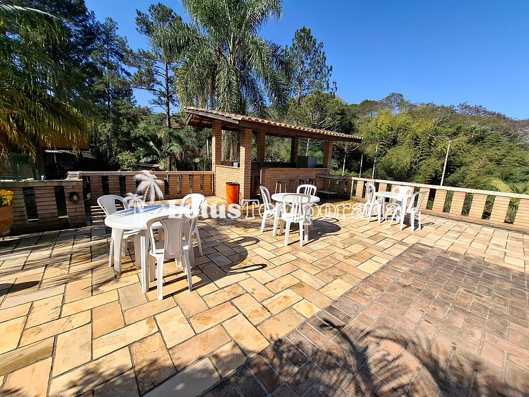 Chácara próxima à rota do vinho com lazer LT0059