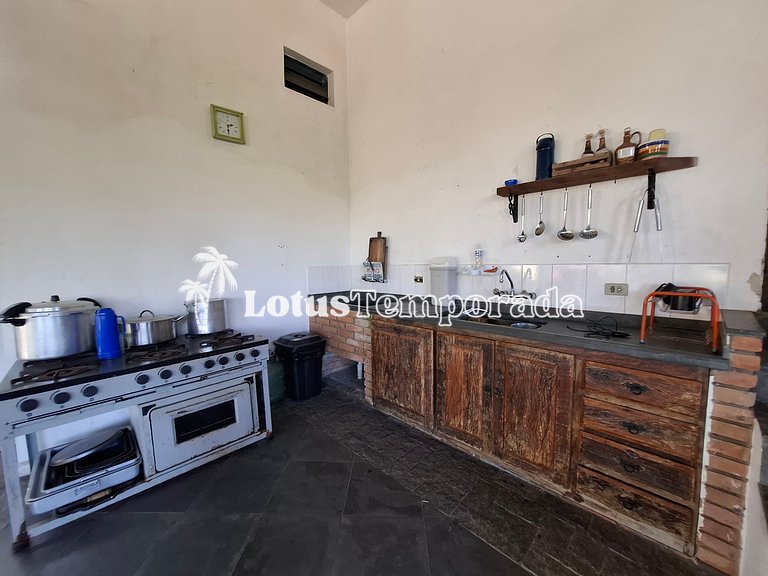 Chácara próxima à rota do vinho com lazer LT0059