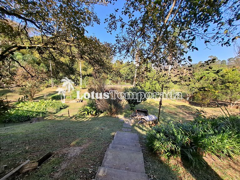 Chácara próxima à rota do vinho com lazer LT0059