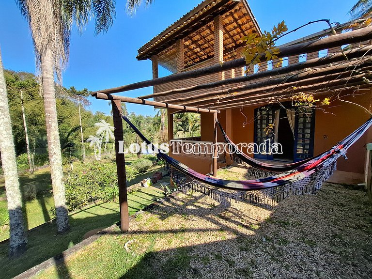 Chácara próxima à rota do vinho com lazer LT0059