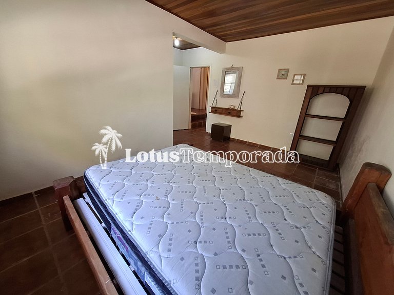Sítio encantador com riacho e piscina LT0017