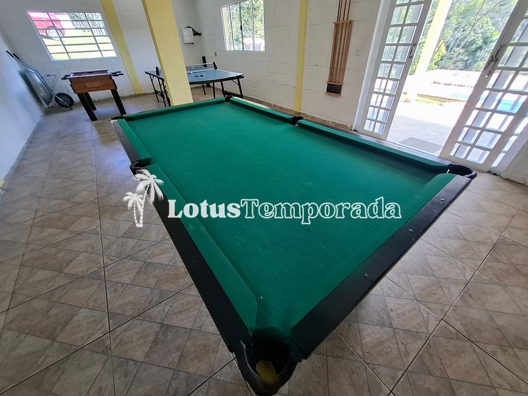 Sítio com 07 dormitórios, piscina e salão de jogos LT0042