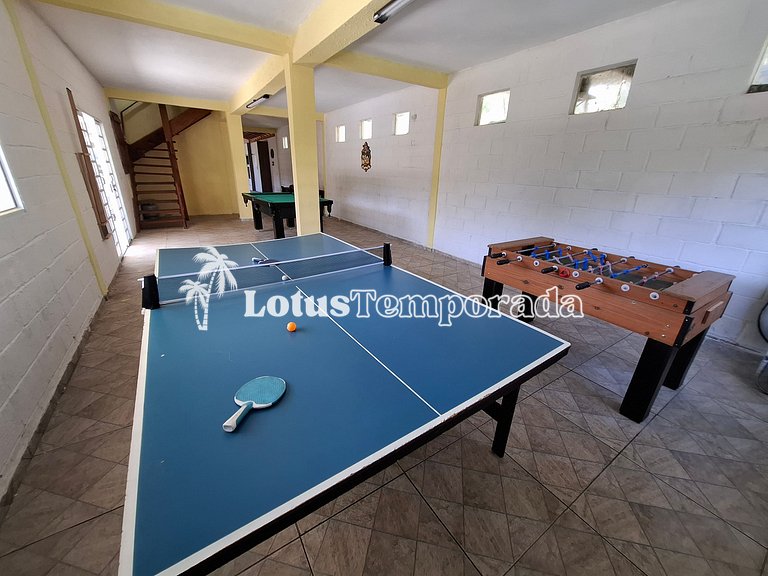 Sítio com 07 dormitórios, piscina e salão de jogos LT0042