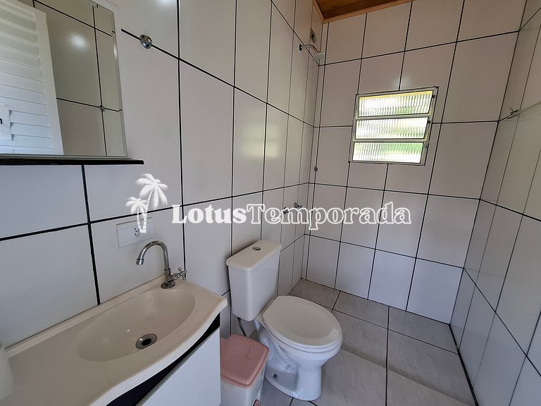 Sítio com 07 dormitórios, piscina e salão de jogos LT0042