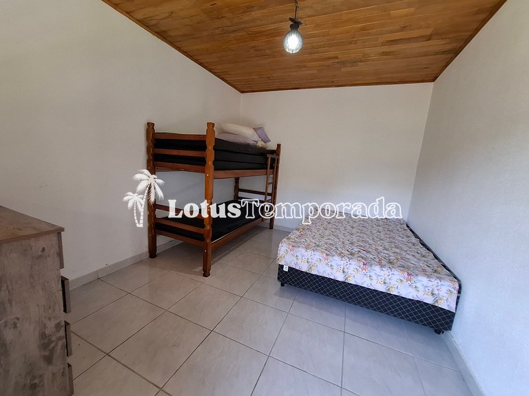 Sítio com 087 dormitórios, piscina e salão de jogos LT0042