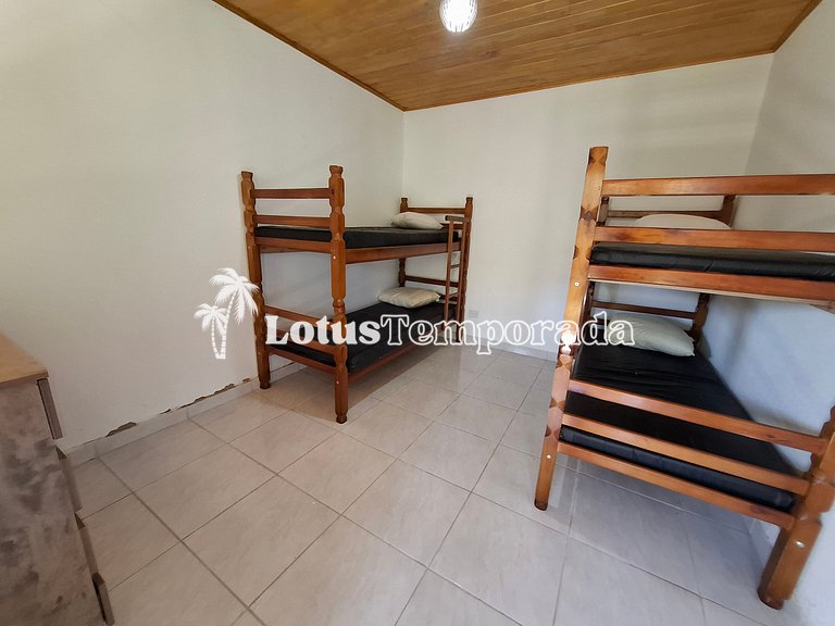 Sítio com 07 dormitórios, piscina e salão de jogos LT0042