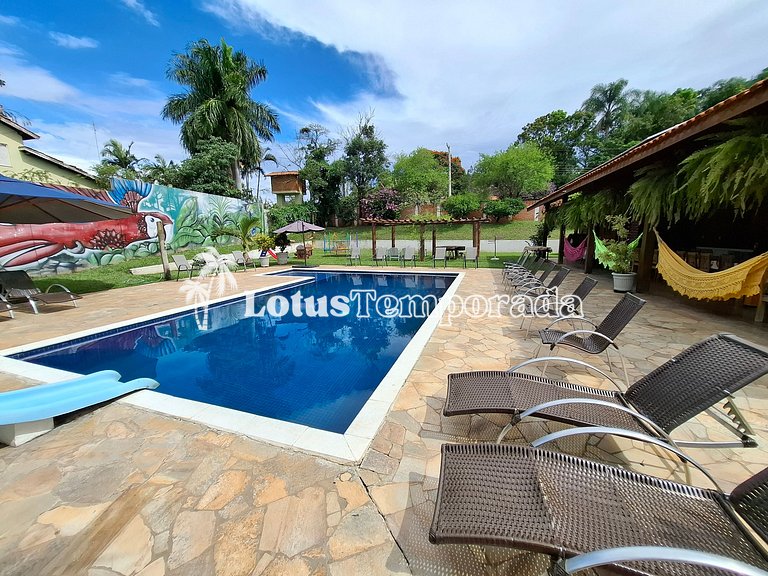 Chácara com 7 suítes, Lounge e Piscina Aquecida LT0034