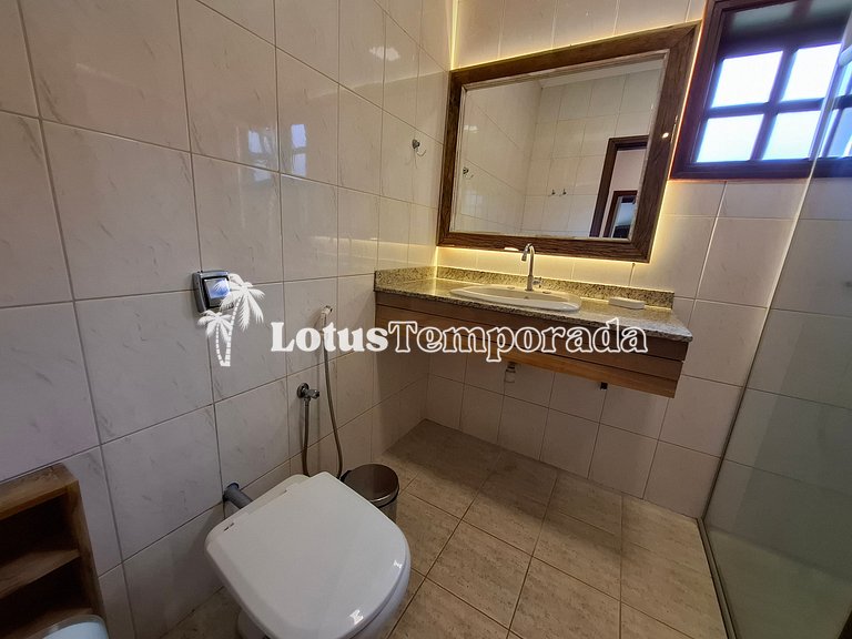 Chácara com 7 suítes, Lounge VIP e Piscina Aquecida LT0034