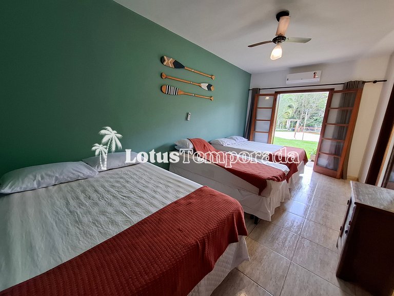 Chácara com 7 suítes, Lounge VIP e Piscina Aquecida LT0034