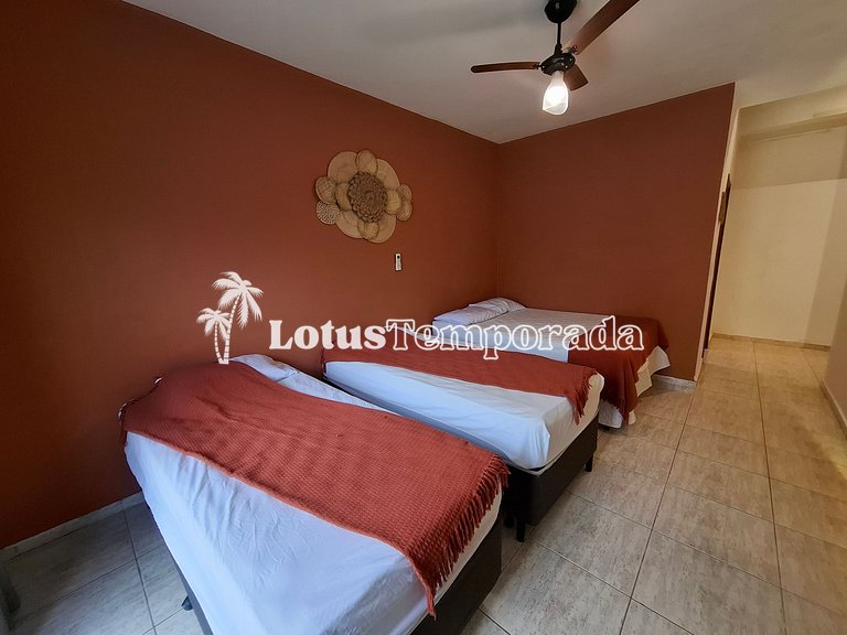 Chácara com 7 suítes, Lounge e Piscina Aquecida LT0034