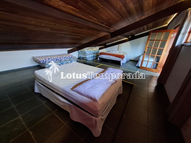 Chácara com 7 suítes, Lounge e Piscina Aquecida LT0034