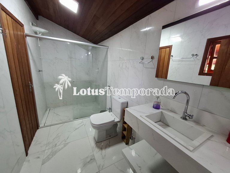 Chácara com 7 suítes, Lounge VIP e Piscina Aquecida LT0034