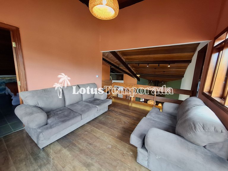 Chácara com 7 suítes, Lounge e Piscina Aquecida LT0034