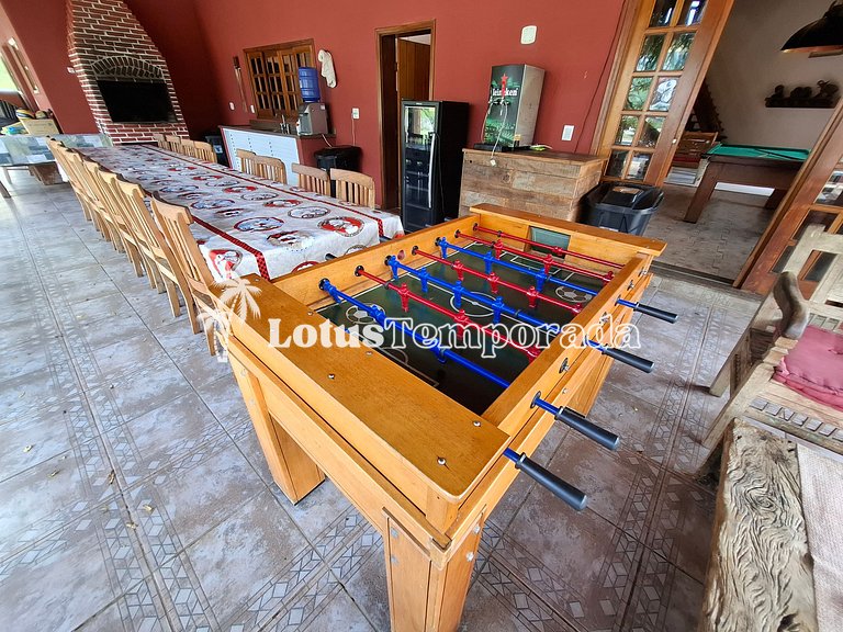 Chácara com 7 suítes, Lounge VIP e Piscina Aquecida LT0034