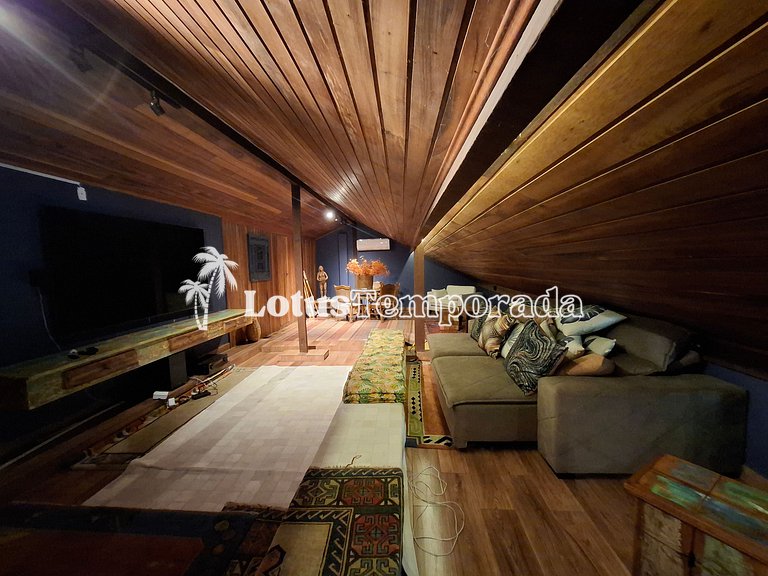 Chácara com 7 suítes, Lounge e Piscina Aquecida LT0034