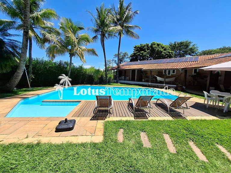 Chácara com piscina climatizada e 7 dormitórios LT0038