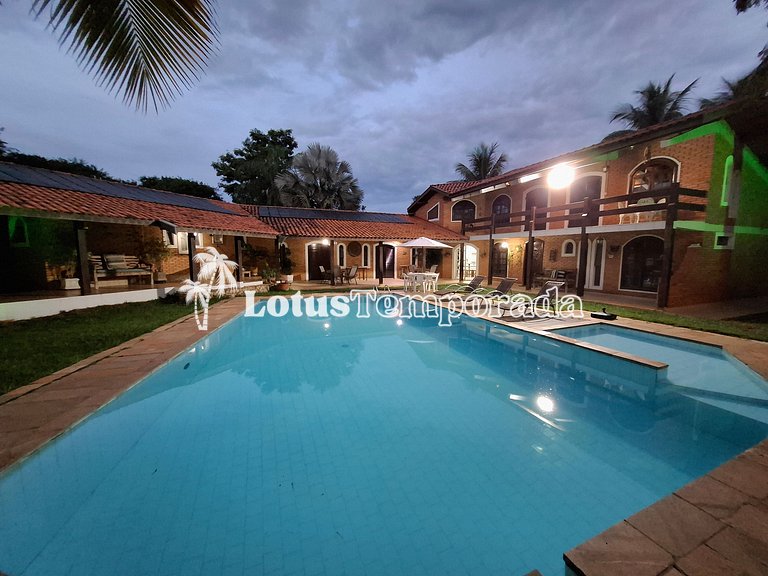 Chácara com piscina climatizada e 7 dormitórios LT0038