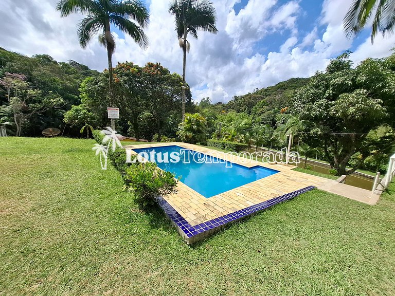 Chácara com piscina e lagos para pesca LT0001