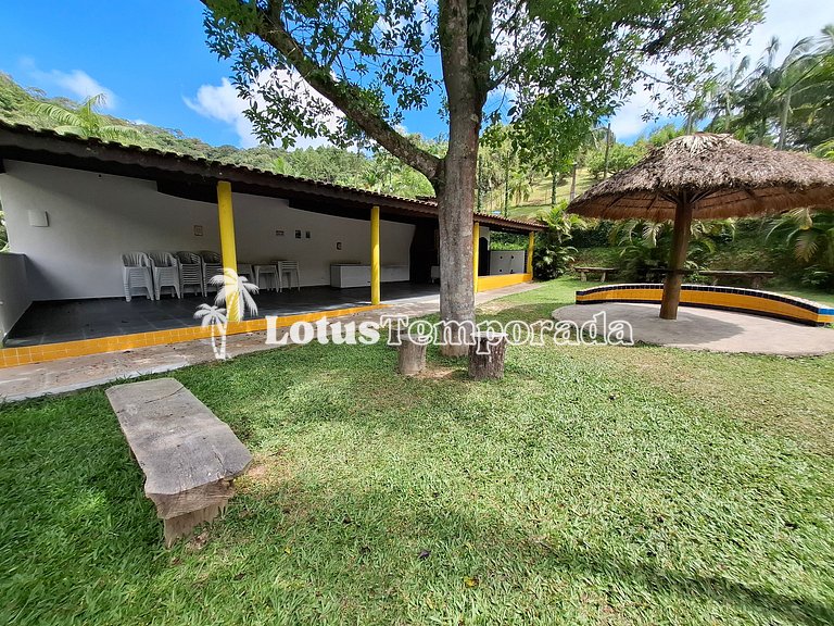 Chácara com piscina e lagos para pesca LT0001