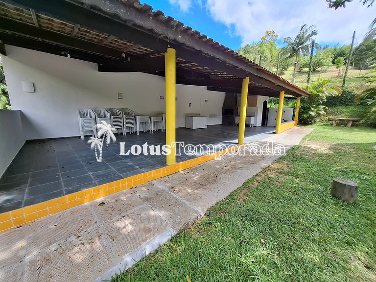 Chácara com piscina e lagos para pesca LT0001
