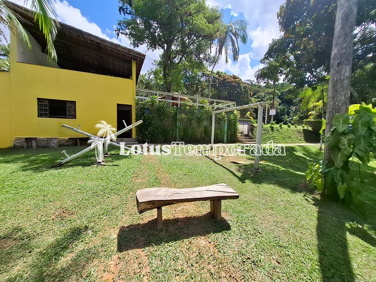 Chácara com piscina e lagos para pesca LT0001