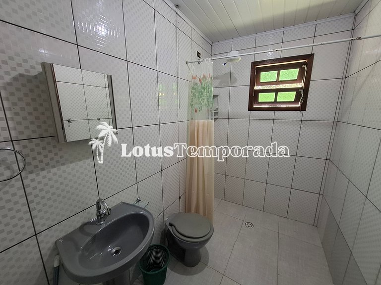 Chácara com piscina e lagos para pesca LT0001