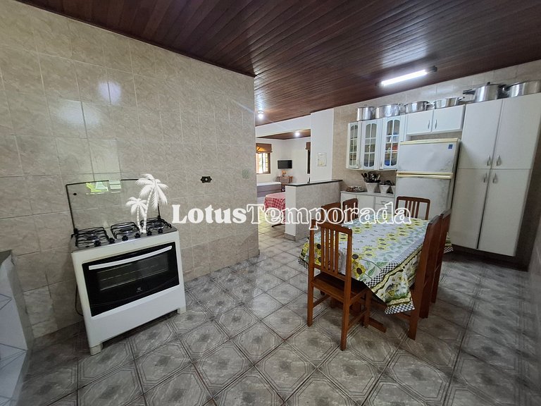 Chácara com piscina e lagos para pesca LT0001