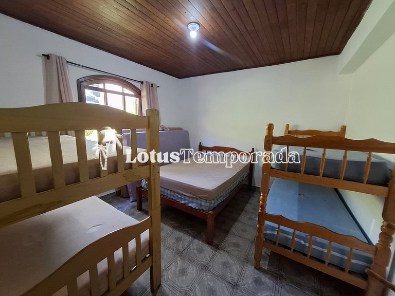 Chácara com piscina e lagos para pesca LT0001