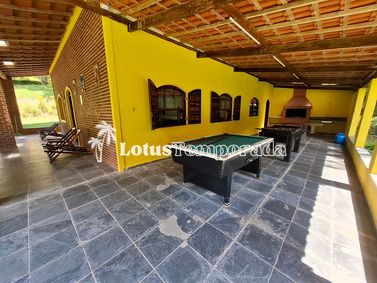 Chácara com piscina e lagos para pesca LT0001