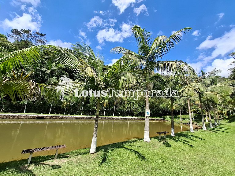 Chácara com piscina e lagos para pesca LT0001