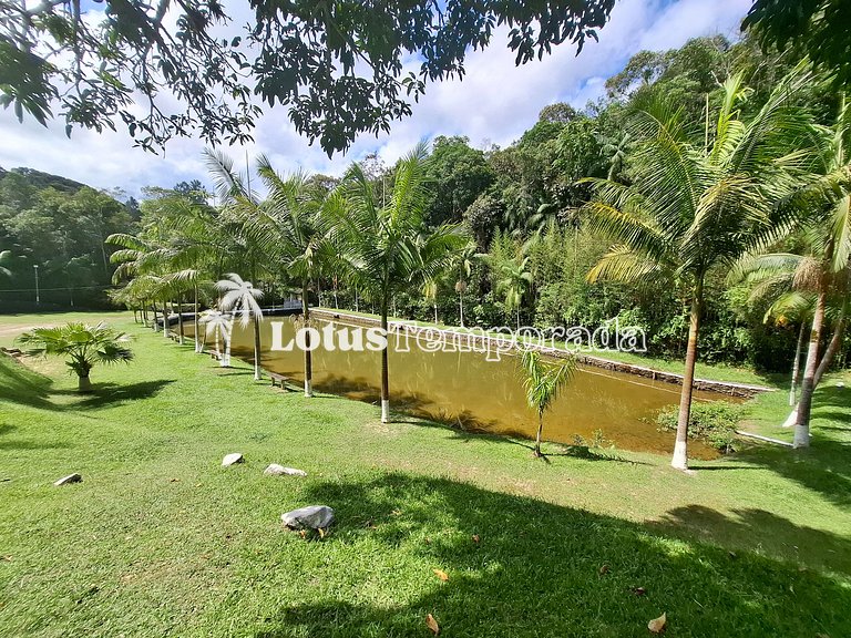 Chácara com piscina e lagos para pesca LT0001