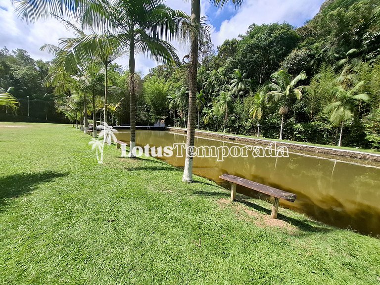 Chácara com piscina e lagos para pesca LT0001