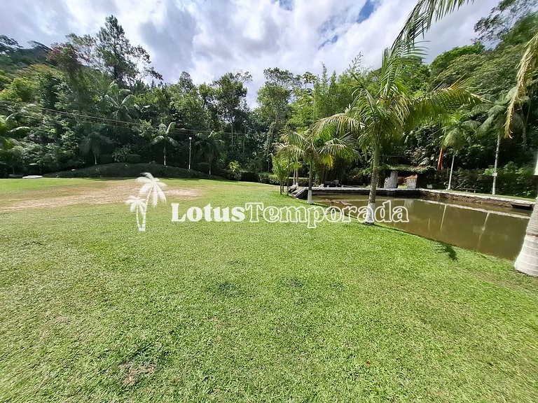 Chácara com piscina e lagos para pesca LT0001