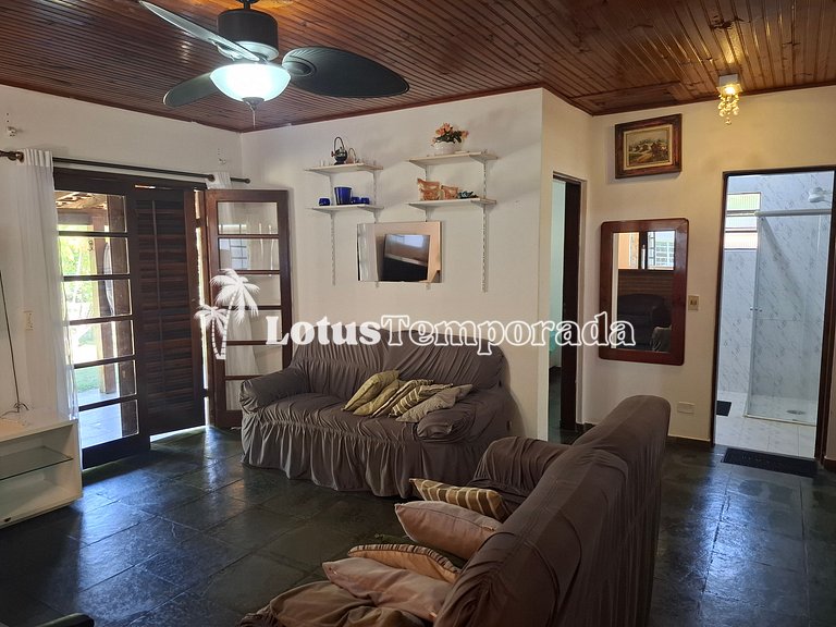 Chácara p/ 30 Pessoas: 05 dorms e piscina aquecida LT0011